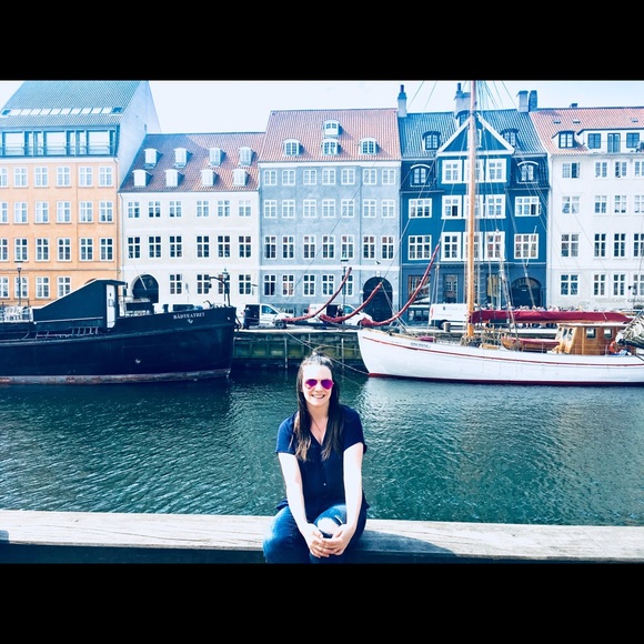 Meet your Posher, Blakely - Picture 2 of 2